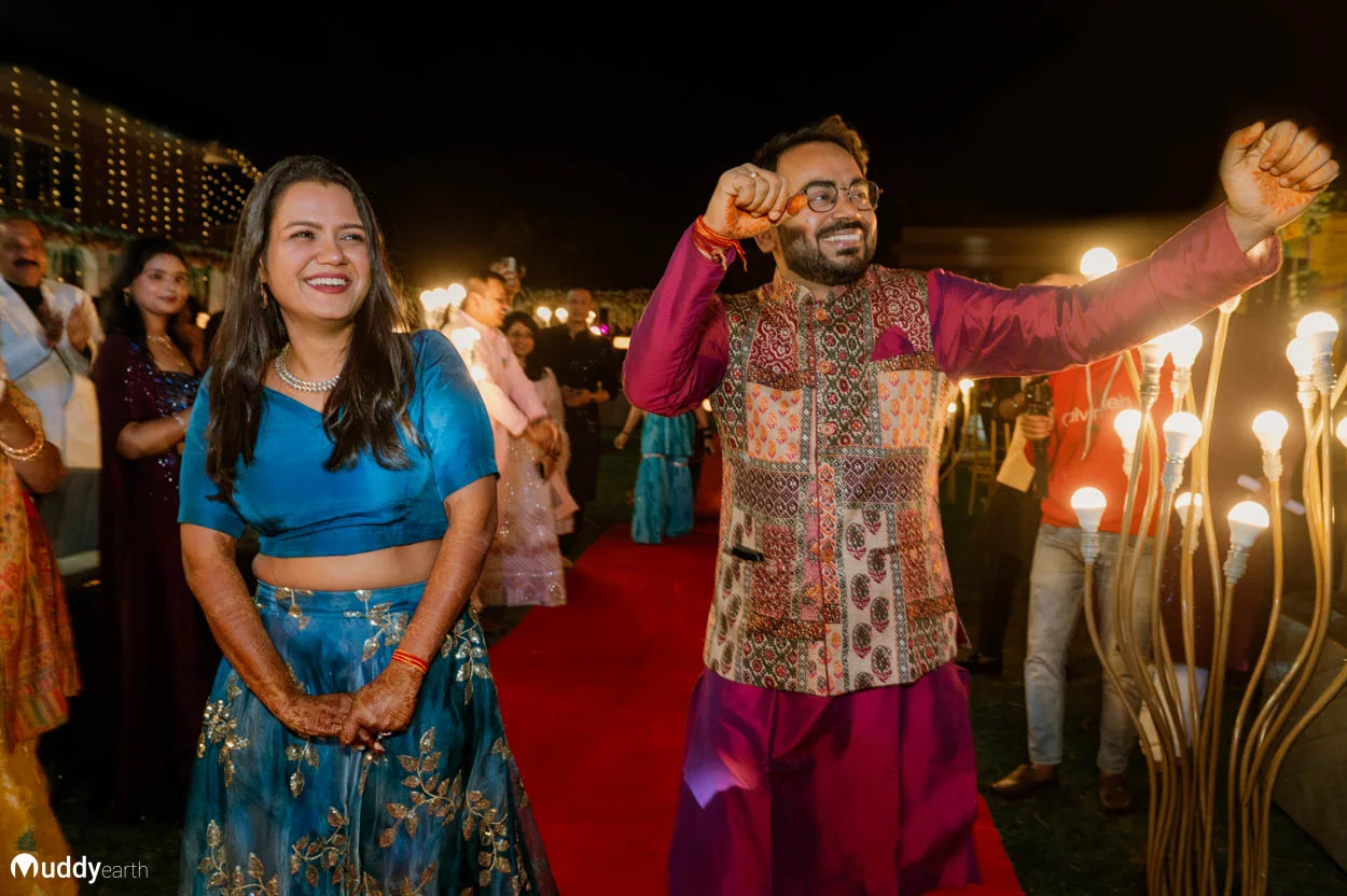 Wedding photography bride entry in Patna with family.