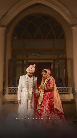 Royal style wedding portrait captured in Kolkata