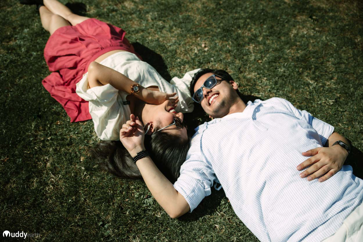 Prachi & Bhavya’s Pre-Wedding Story : Best Pre-Wedding Photography in Delhi by Muddyearth